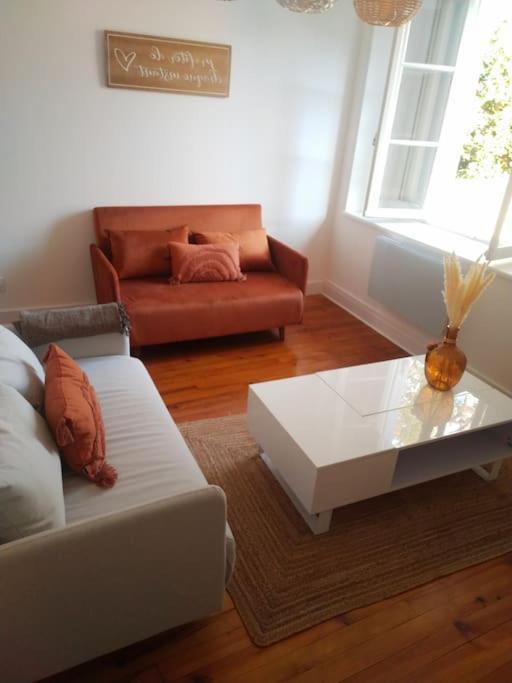 "Le Boheme", Logement Cosy, Au Calme Vertrieu ภายนอก รูปภาพ