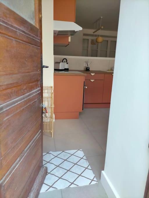 "Le Boheme", Logement Cosy, Au Calme Vertrieu ภายนอก รูปภาพ
